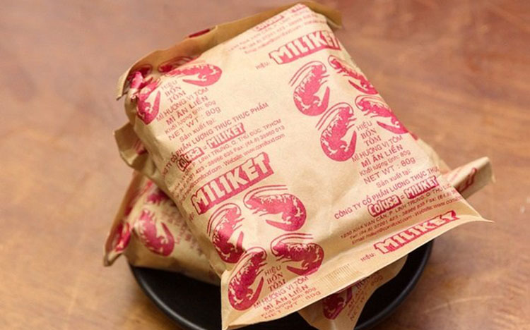 Sự thật về "ông chủ" đứng sau huyền thoại mì 2 tôm Miliket hơn 40 năm không đổi bao bì: Vì sao biểu tượng một thời dần biến mất?- Ảnh 1.