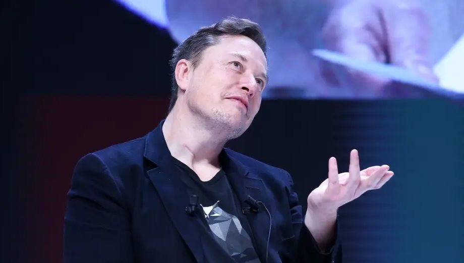 Tỷ phú Elon Musk sở hữu khối tài sản khổng lồ, tương đương GDP của cả một quốc gia