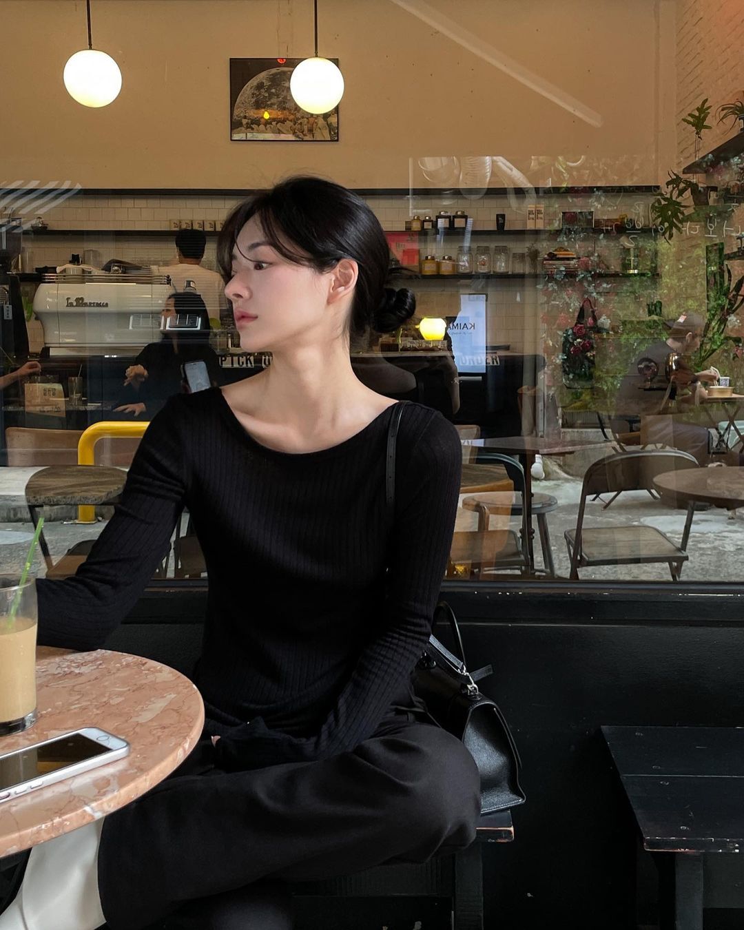 Gần 40 tuổi, đang nuôi 2 con, tháng cất được 58 nghìn đồng, bảng chi tiêu tiết lộ điều đáng buồn- Ảnh 2. Gần 40 tuổi, đang nuôi 2 con, tháng cất được 58 nghìn đồng, bảng chi tiêu tiết lộ điều đáng buồn- Ảnh 2.