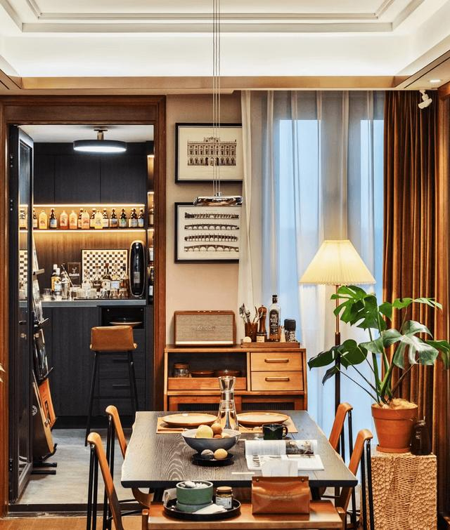 Khám phá ngôi nhà 150m² của người phụ nữ 50 tuổi: Ai cũng nghĩ xa xỉ, nhưng sự thật khiến bất ngờ- Ảnh 2. Khám phá ngôi nhà 150m² của người phụ nữ 50 tuổi: Ai cũng nghĩ xa xỉ, nhưng sự thật khiến bất ngờ- Ảnh 2.