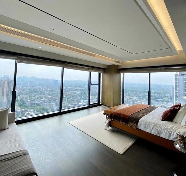 Triệu Lộ Tư: Tiểu thư fake trong phim, phú bà real ngoài đời giàu top 10 Trung Quốc!- Ảnh 9. Triệu Lộ Tư: Tiểu thư fake trong phim, phú bà real ngoài đời giàu top 10 Trung Quốc!- Ảnh 9.