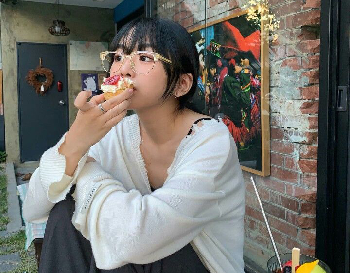 5 thứ bụng đói cồn cào, cổ họng khát khô cũng TUYỆT ĐỐI không động vào khi vừa thức dậy: Dạ dày, thực quản đều rất "sợ" - Ảnh 3.