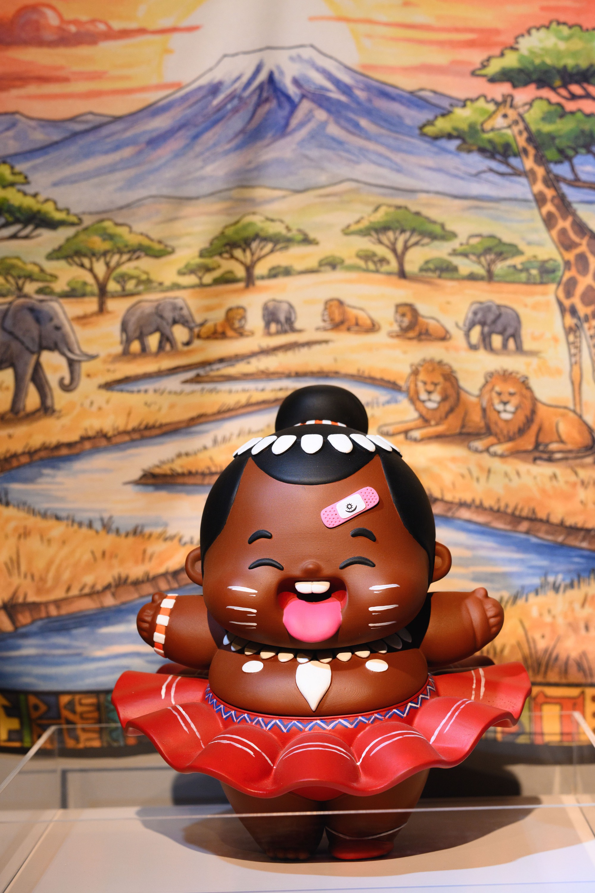 Nghệ sĩ Koichi mang “Worlds of Joy” về quê hương, tôn vinh sự đa dạng và vẻ đẹp khác biệt- Ảnh 2.