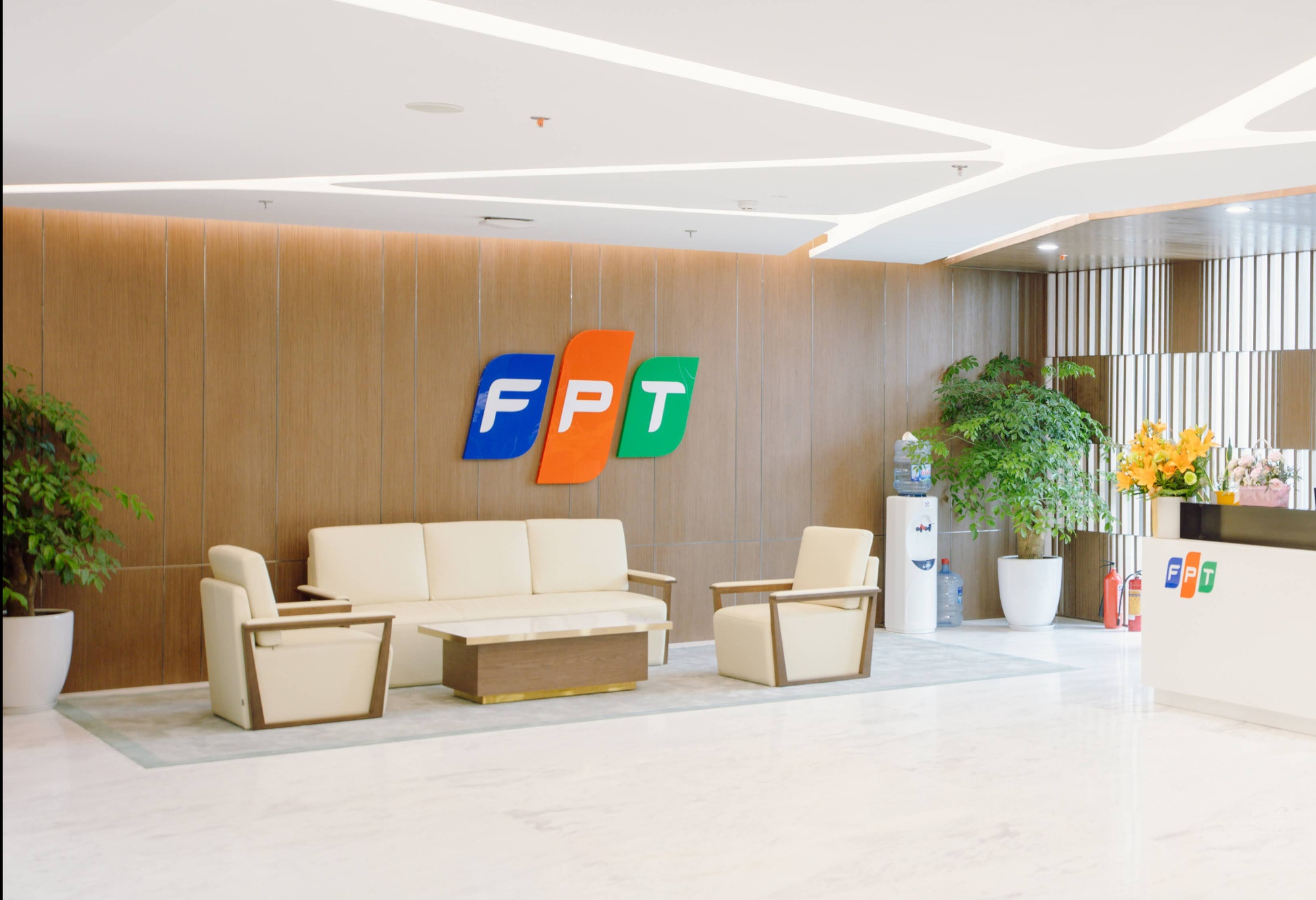 Mỗi ngày FPT lãi gần 35 tỷ đồng trong 9 tháng đầu năm - Ảnh 1.