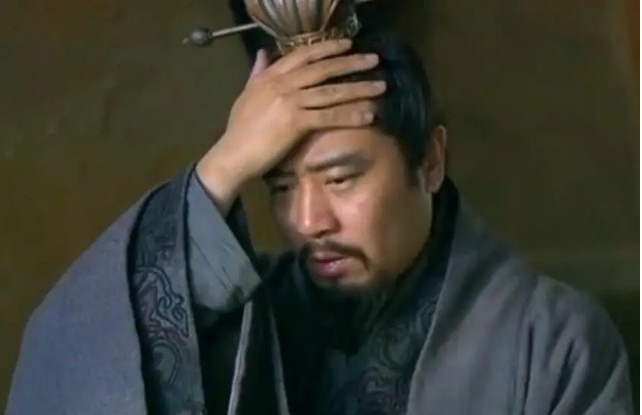 2 mãnh tướng khiến Lưu Bị khốn đốn: Một người suýt giết Trương Phi, kẻ còn lại đấu ngang Hoàng Trung- Ảnh 4.