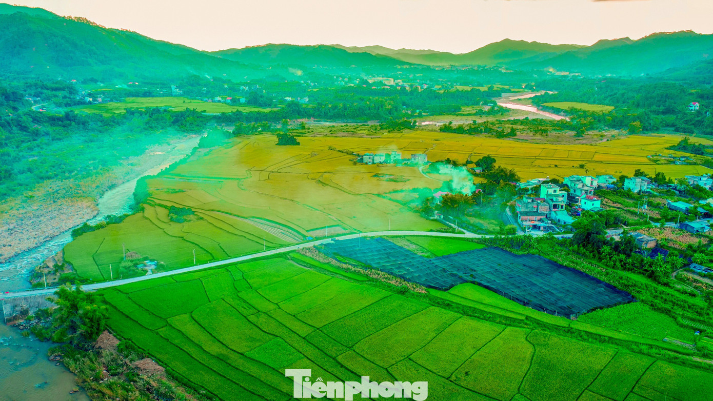 Đẹp ngất ngây ruộng bậc thang ở thung lũng Lục Hồn- Ảnh 1.