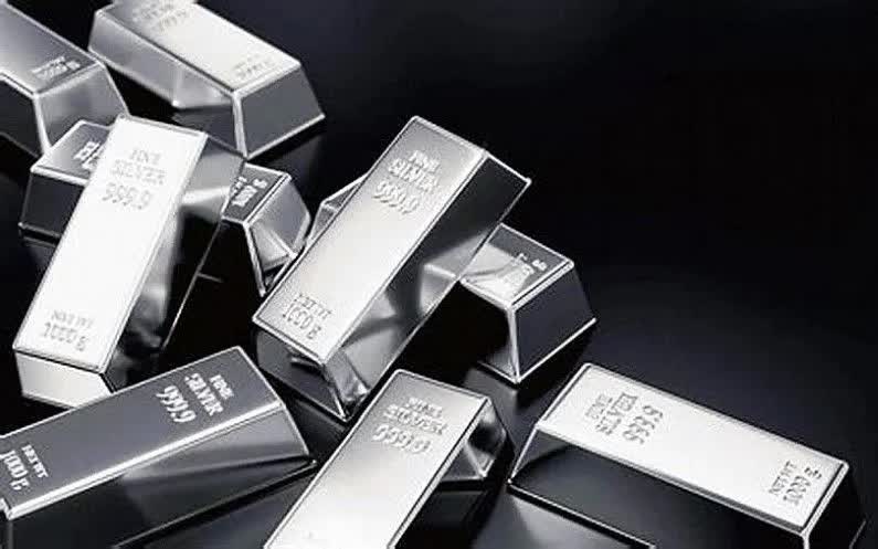 Giá bạc lao dốc mạnh sau chuỗi tăng nóng - Ảnh 1.