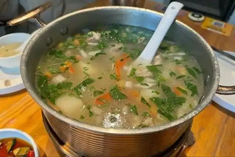 Ngày càng nhiều người tử vong vì suy thận, bác sĩ khuyên: Chớ dại đụng nhiều 6 việc này- Ảnh 3. Ngày càng nhiều người tử vong vì suy thận, bác sĩ khuyên: Chớ dại đụng nhiều 6 việc này- Ảnh 3.