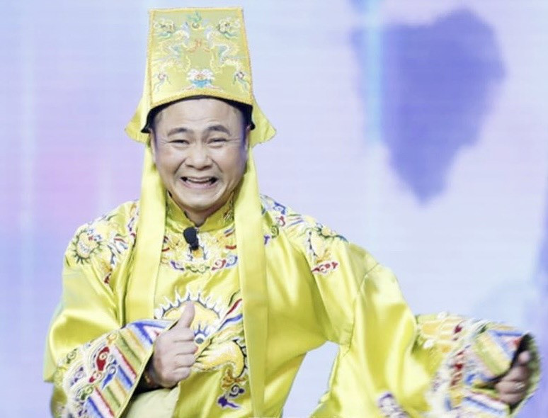 'Táo Xã hội' Tự Long sắp livestream bán gạo 'ngon nhất thế giới': Không giới hạn số lượng mua và miễn phí vận chuyển toàn quốc - Ảnh 1.