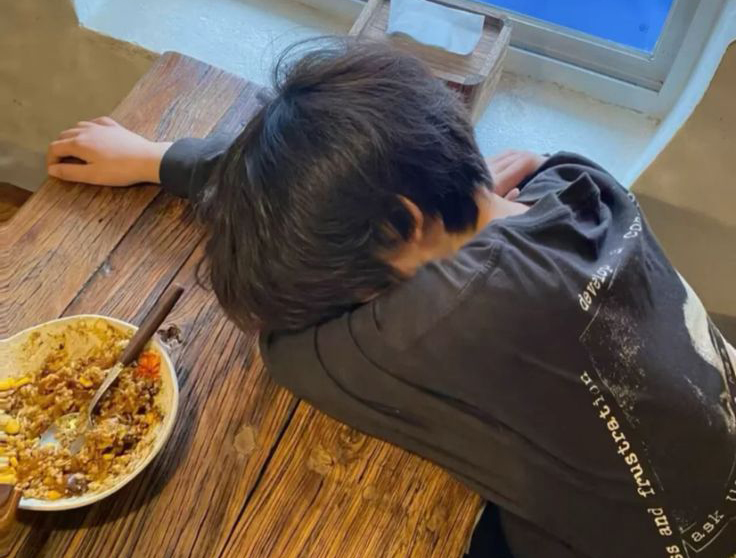 Ngày càng nhiều người chết vì ung thư dạ dày, bác sĩ nhắc: Đói mờ mắt cũng không ăn 5 món này vào bữa sáng!