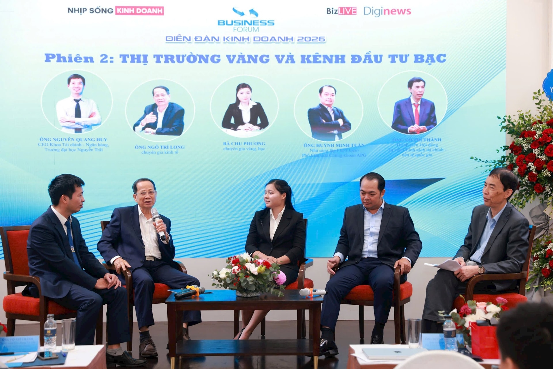 Đề xuất đánh thuế giao dịch vàng miếng 0,1%, chuyên gia nói gì?- Ảnh 2. Đề xuất đánh thuế giao dịch vàng miếng 0,1%, chuyên gia nói gì?- Ảnh 2.