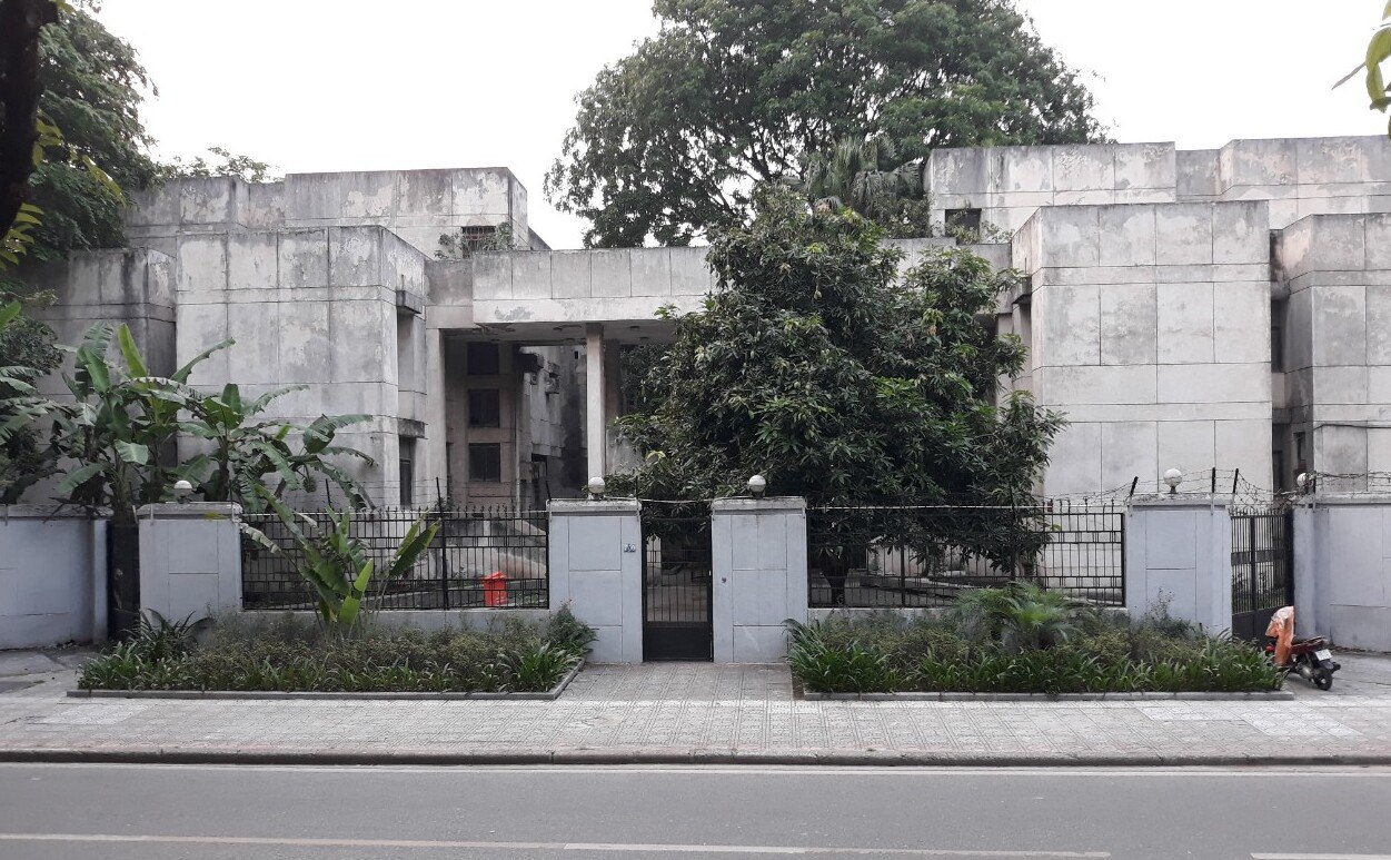 Ảnh/ CLIP: Diện mạo mới không nhận ra của ngôi “nhà ma” số 300 Kim Mã (Hà Nội)- Ảnh 3. Ảnh/ CLIP: Diện mạo mới không nhận ra của ngôi “nhà ma” số 300 Kim Mã (Hà Nội)- Ảnh 3.