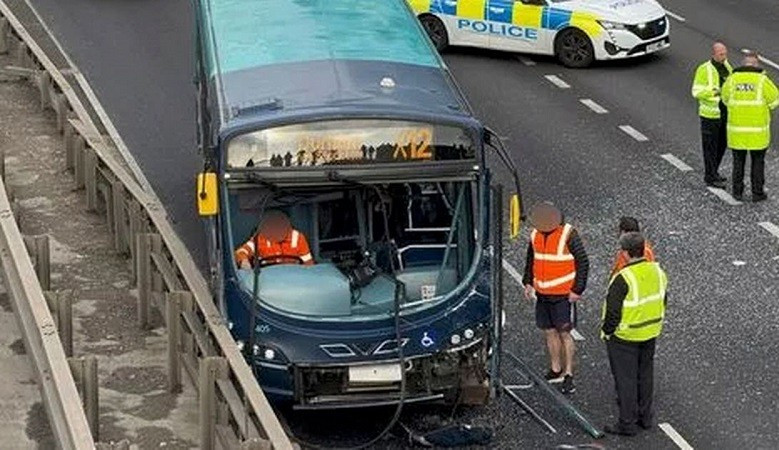 Tai nạn ô tô đặc biệt nghiêm trọng, 63 người thiệt mạng- Ảnh 7. Tai nạn ô tô đặc biệt nghiêm trọng, 63 người thiệt mạng- Ảnh 7.