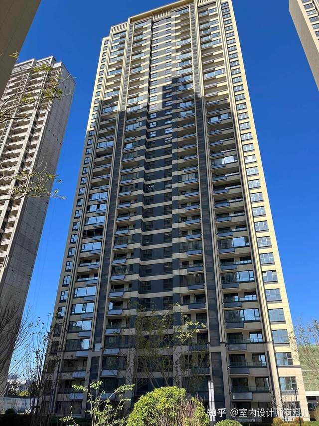 48 tuổi, tôi rời căn hộ cao tầng để sống ở khu chung cư cũ 48 tuổi, tôi rời căn hộ cao tầng để sống ở khu chung cư cũ