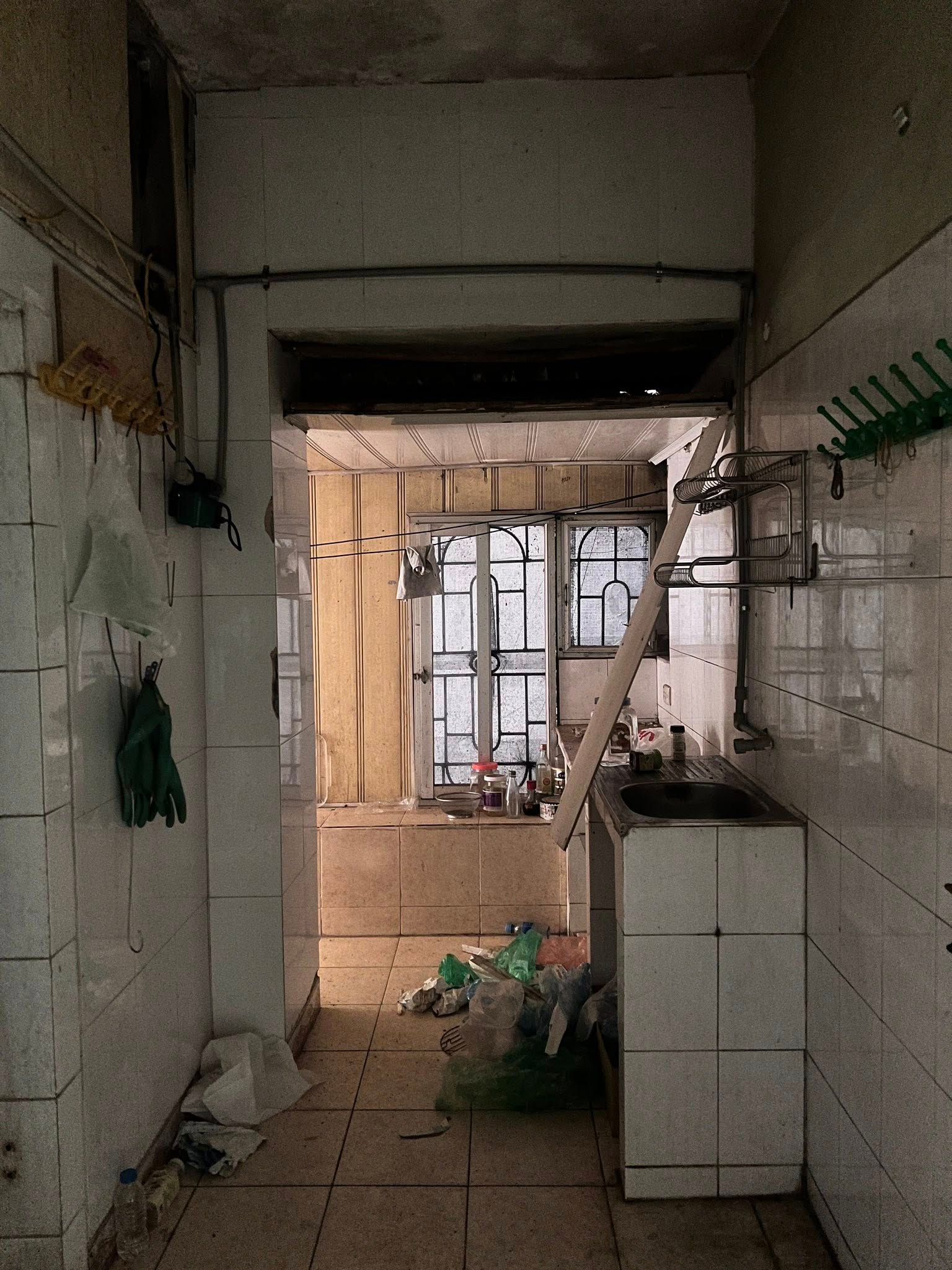 20m² giữa lòng Hà Nội vẫn có thể thành tổ ấm trong mơ: Câu chuyện cải tạo nửa tỷ đồng của vợ chồng trung niên khiến nhiều người thay đổi cách nhìn- Ảnh 2.