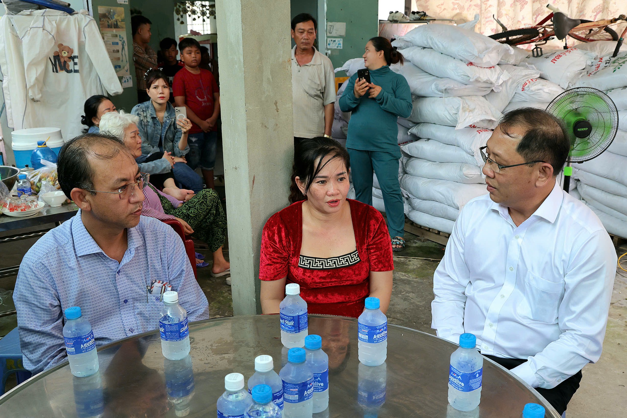 Cần Thơ chỉ đạo khẩn sau vụ 2 học sinh tử vong do rò rỉ điện - Ảnh 1. Cần Thơ chỉ đạo khẩn sau vụ 2 học sinh tử vong do rò rỉ điện - Ảnh 1.