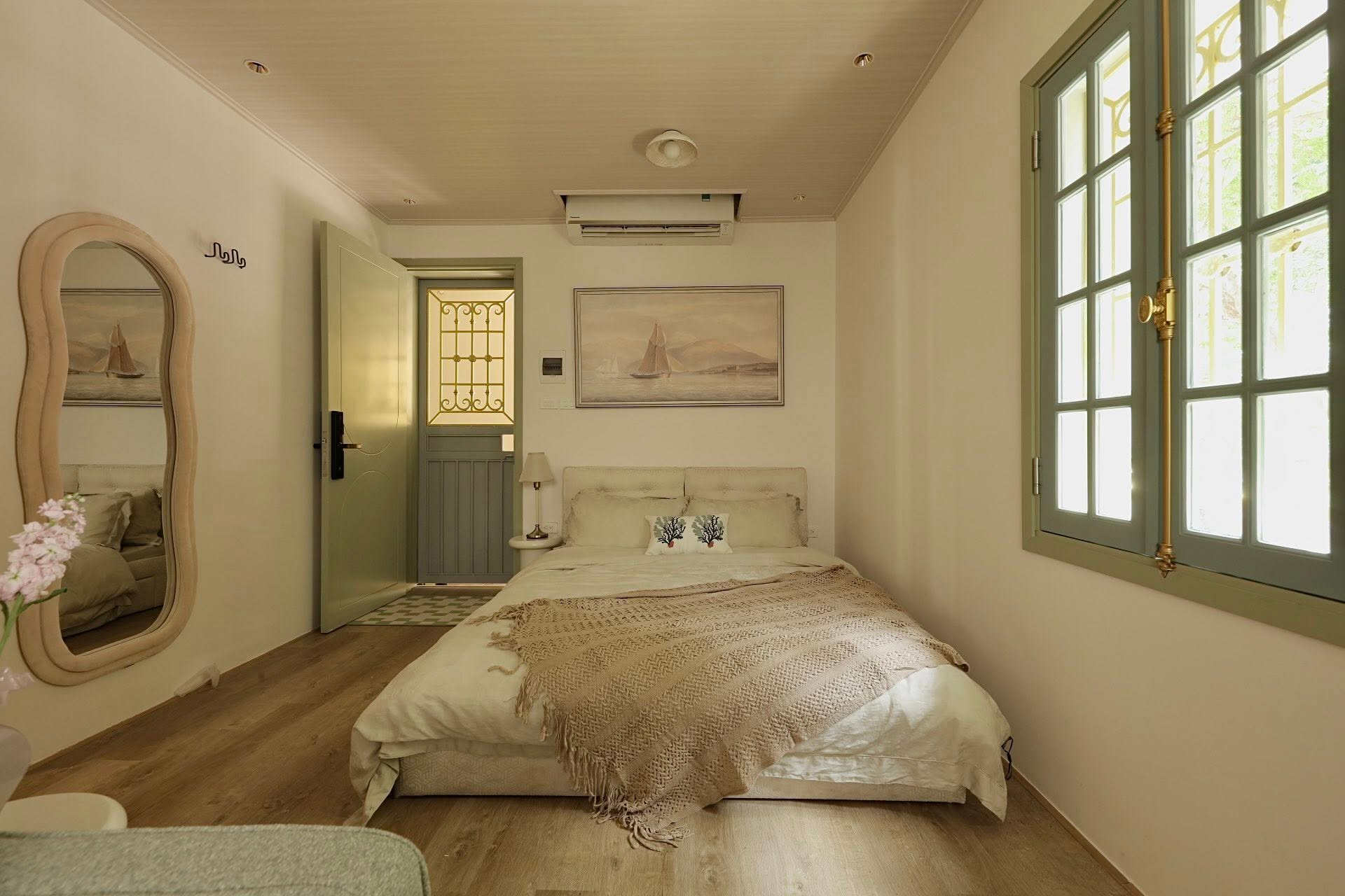 20m² giữa lòng Hà Nội vẫn có thể thành tổ ấm trong mơ: Câu chuyện cải tạo nửa tỷ đồng của vợ chồng trung niên khiến nhiều người thay đổi cách nhìn- Ảnh 23.