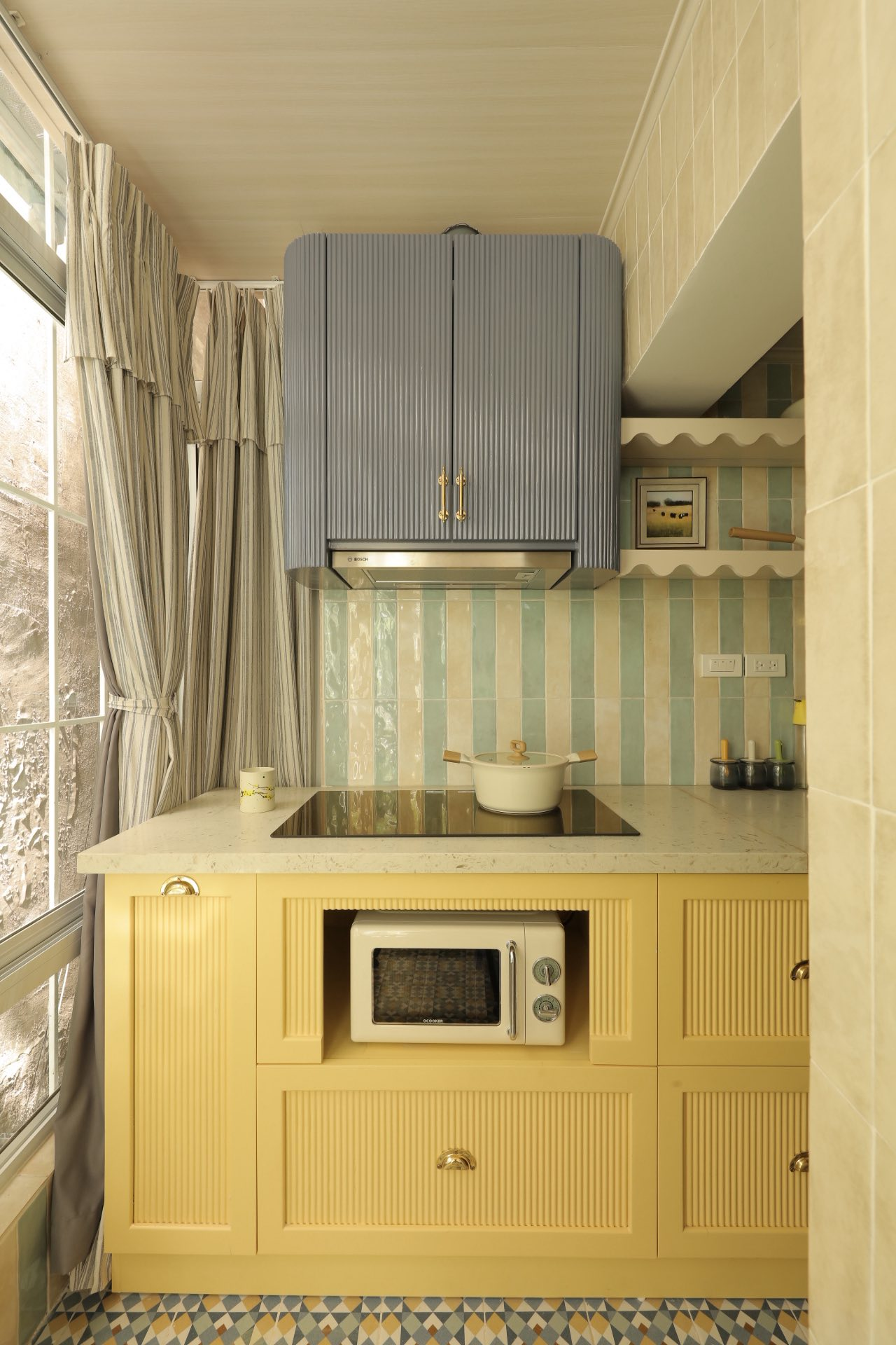 20m² giữa lòng Hà Nội vẫn có thể thành tổ ấm trong mơ: Câu chuyện cải tạo nửa tỷ đồng của vợ chồng trung niên khiến nhiều người thay đổi cách nhìn- Ảnh 12.