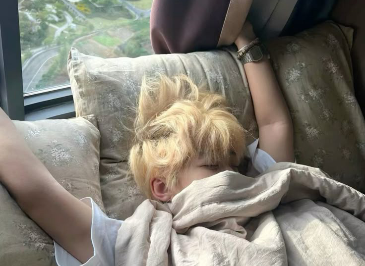 3 điều "CẤM KỴ" khi ngủ trưa, không tuân thủ đừng trách sao càng ngủ càng mệt, rước bệnh vào người - Ảnh 2.