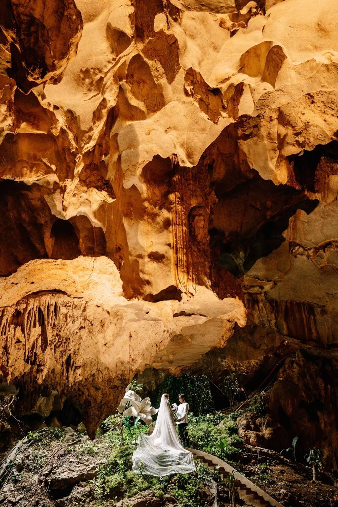 Phát hiện hang động cảnh huyền bí, nổi lên qua 1 bộ ảnh, du khách nhận xét: Ngỡ như trong phim- Ảnh 3. Phát hiện hang động cảnh huyền bí, nổi lên qua 1 bộ ảnh, du khách nhận xét: Ngỡ như trong phim- Ảnh 3.