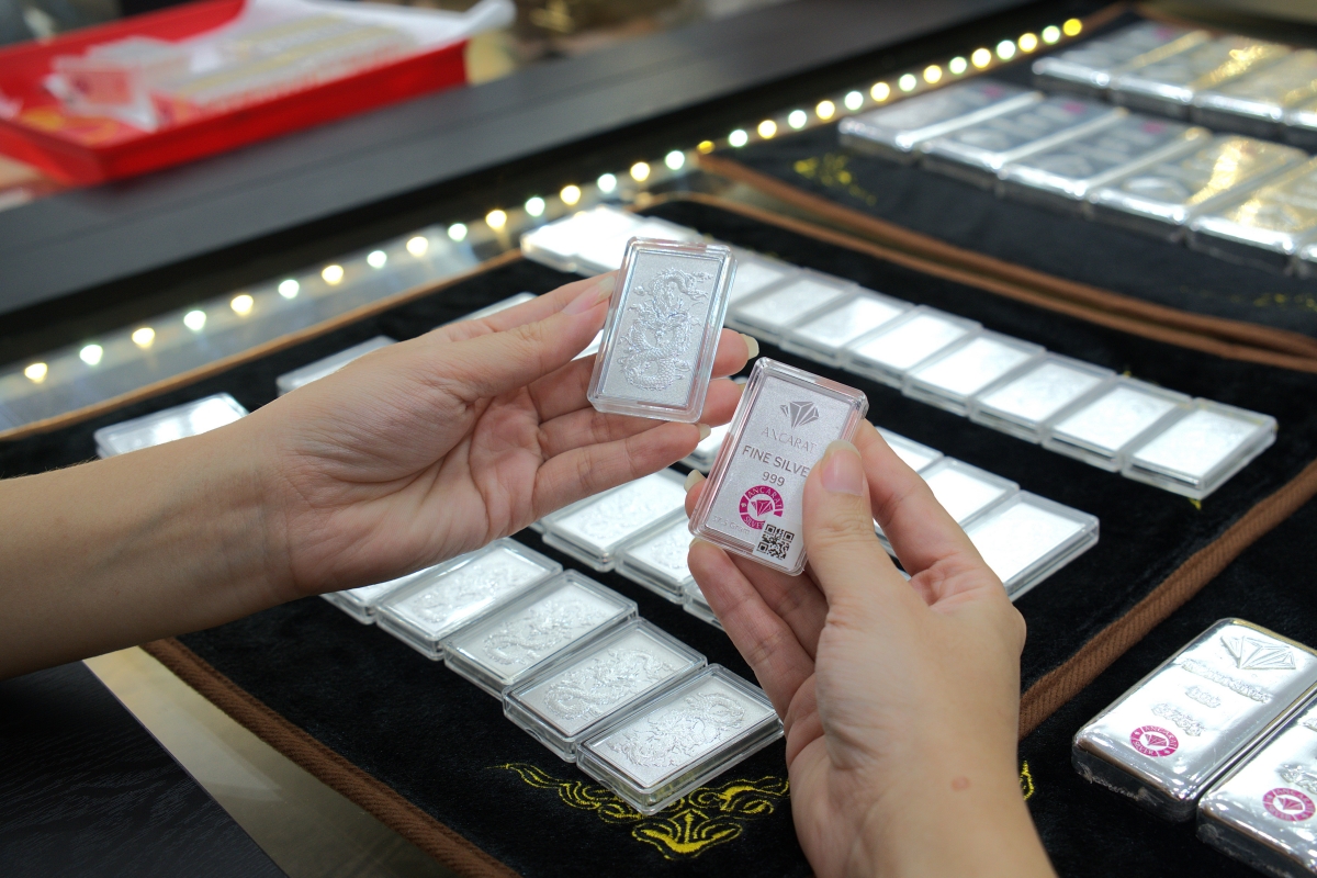 Giá bạc phục hồi- Ảnh 1.