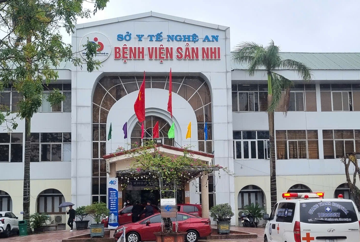 Thông tin mới về đối tượng đâm 7 người bị thương trong bệnh viện - Ảnh 1.