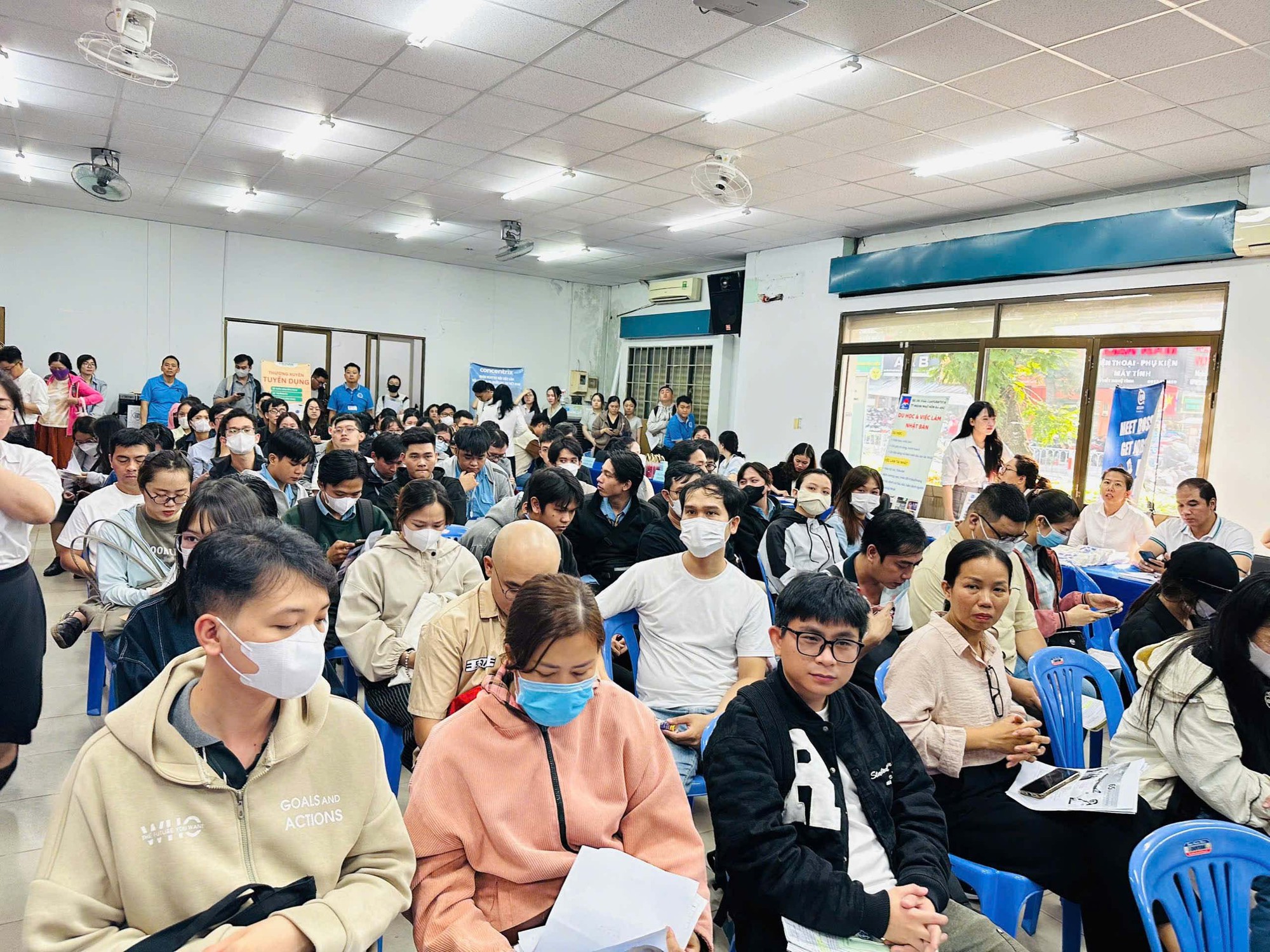 Năm 2026: Thêm quyền lợi cho người lao động hưởng thất nghiệp - Ảnh 1. Năm 2026: Thêm quyền lợi cho người lao động hưởng thất nghiệp - Ảnh 1.