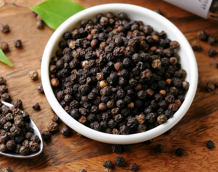 Loại hạt nhỏ xíu, thơm nức mũi nhưng là "báu vật" cho sức khỏe vào mùa lạnh: Bếp Việt nào cũng sẵn!- Ảnh 1.