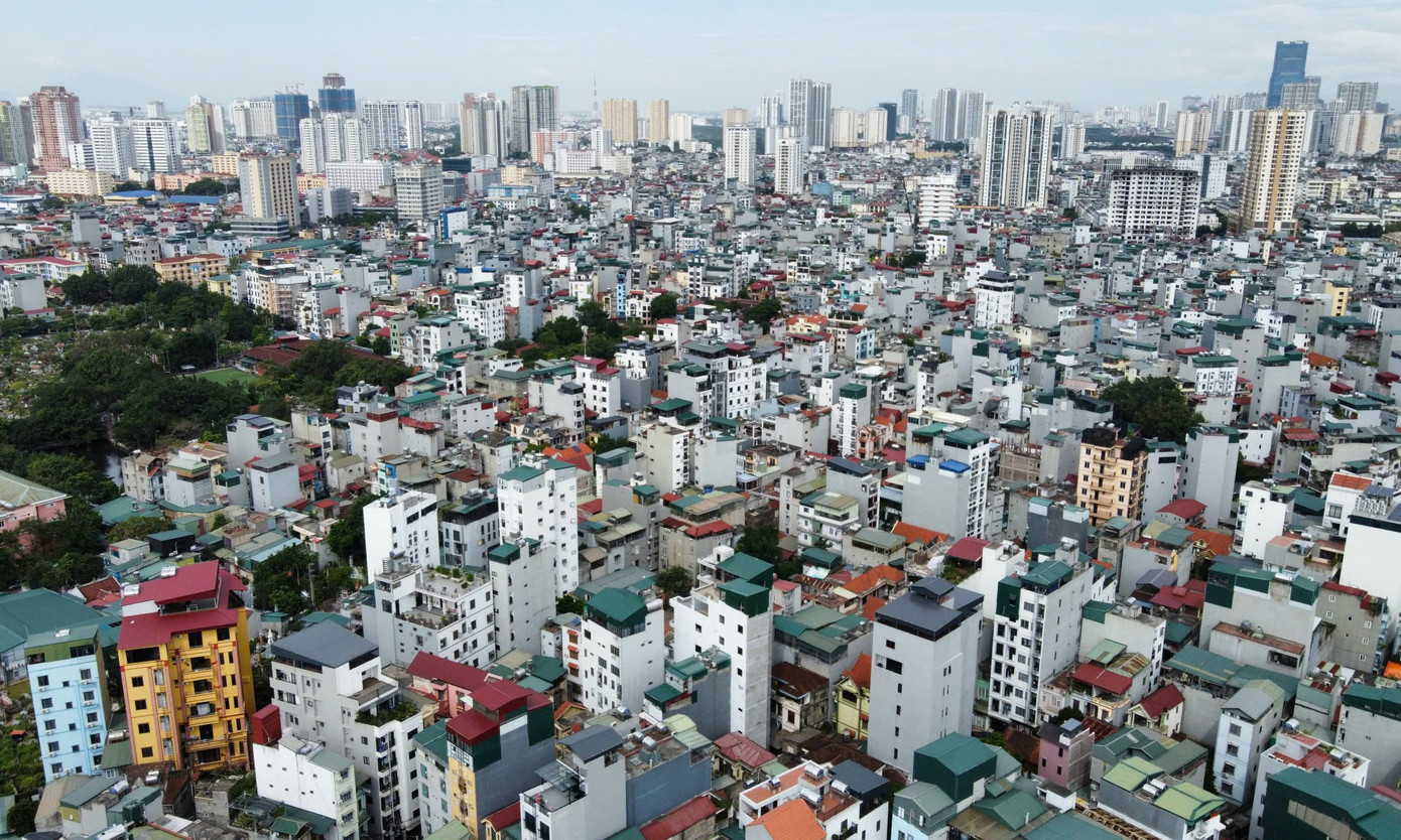 "Lạc" vào thủ phủ chung cư mini vượt tầng ngộp thở- Ảnh 1.