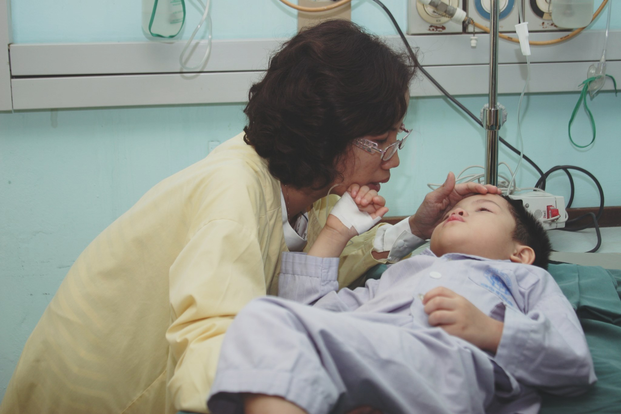 Khi tình mẫu tử vượt qua ranh giới của huyết thống: Hành trình 19 năm diệu kỳ của "mẹ Còi" Trần Mai Anh và "chú lính chì" Thiện Nhân- Ảnh 12.