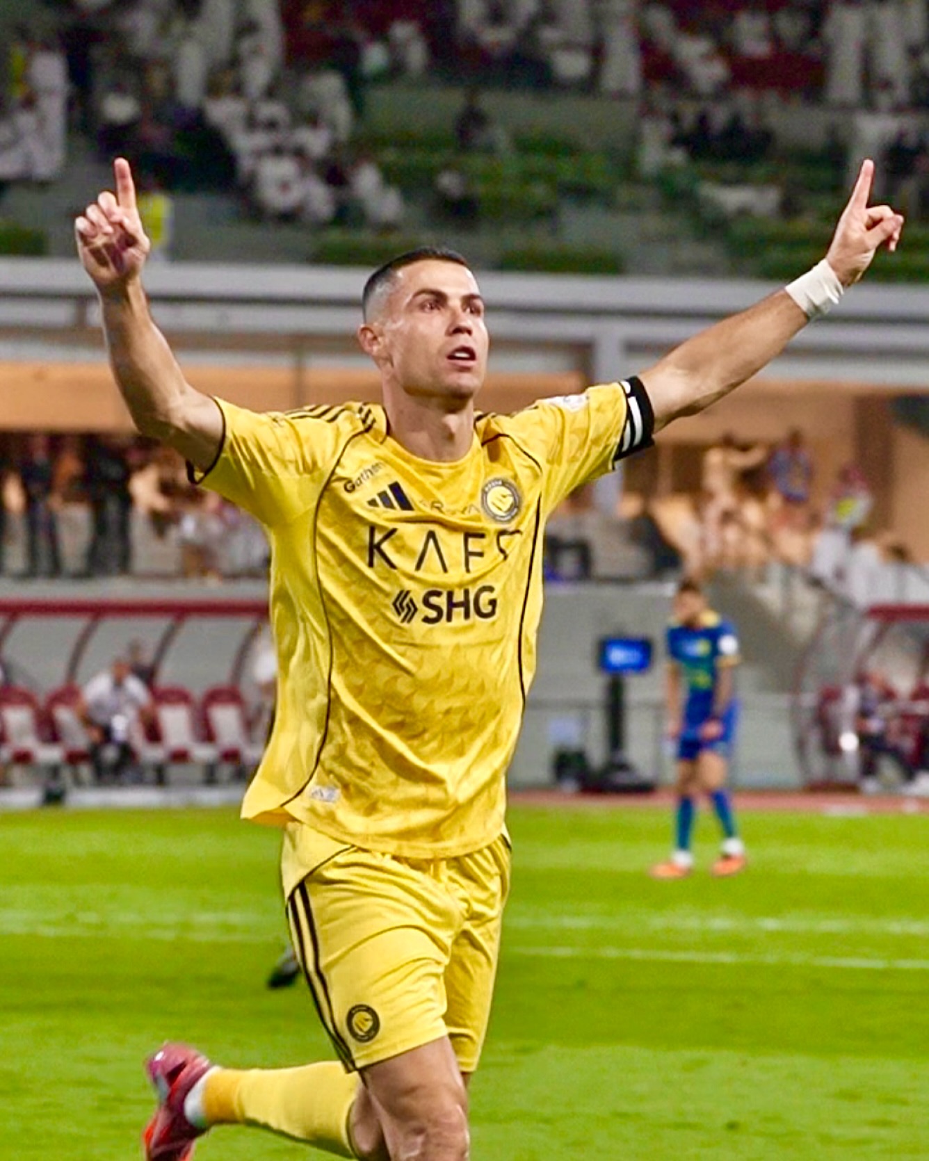 Ronaldo 40 tuổi và bàn thắng thứ 950- Ảnh 1. Ronaldo 40 tuổi và bàn thắng thứ 950- Ảnh 1.