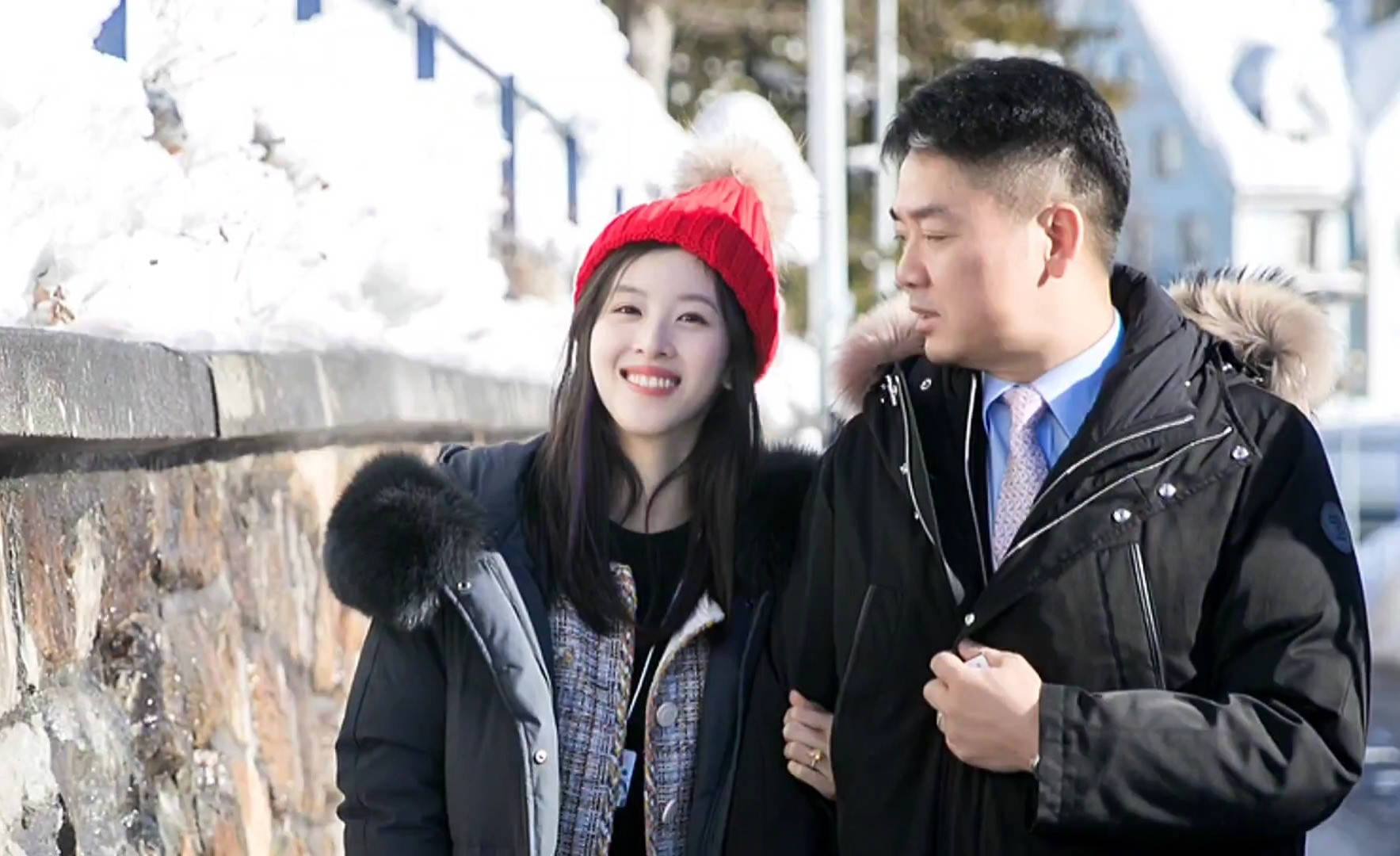 Nữ tỷ phú Chương Trạch Thiên nắm trong tay 8,4 tỷ USD bị cư dân mạng chê mặc đồ nhăn như hàng chợ: Sự thật còn kinh khủng hơn thế!- Ảnh 8.