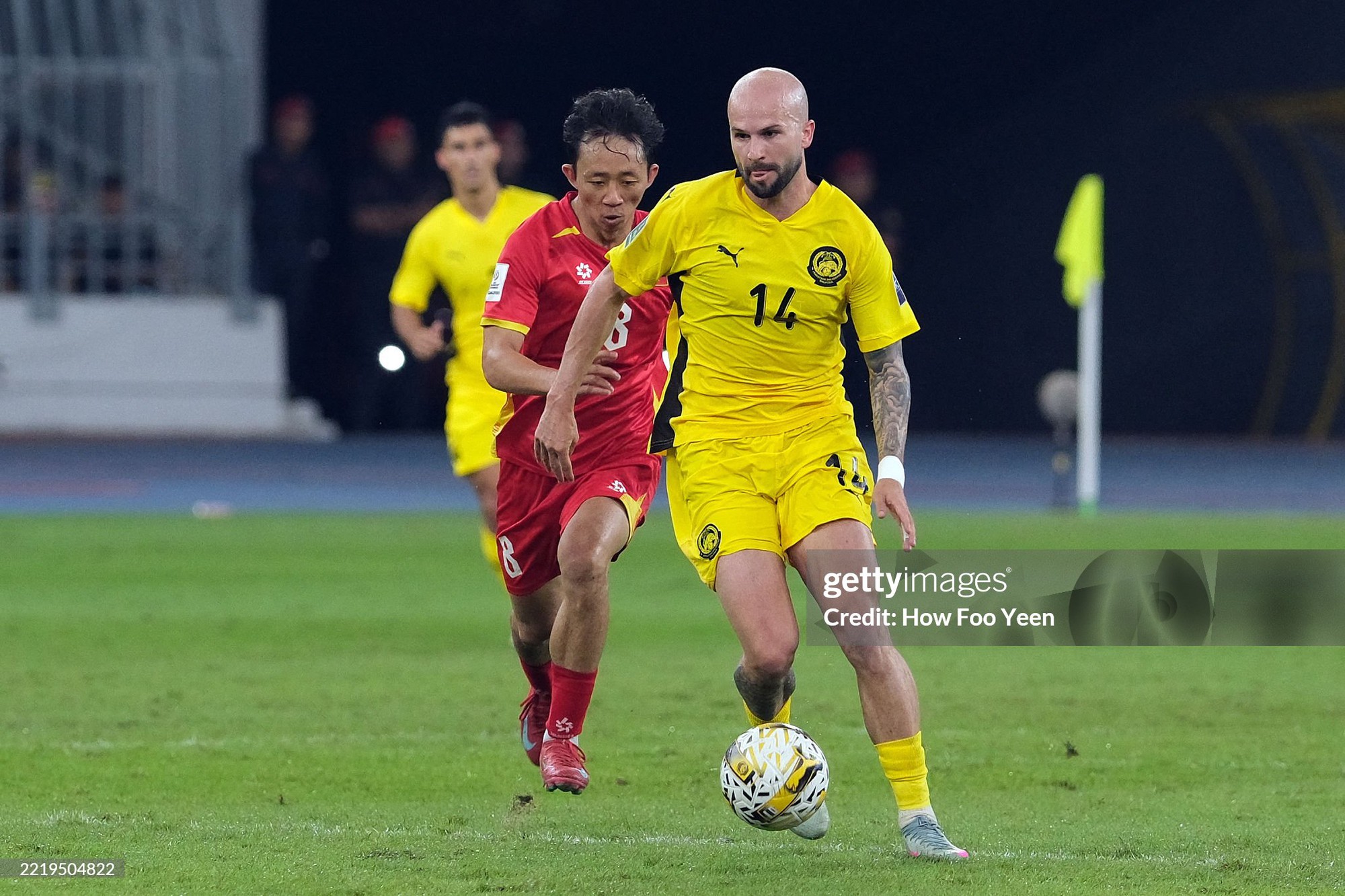 Tiết lộ: Tuyển Malaysia nhận tới 28 hồ sơ nhập tịch trước ngày đấu Việt Nam- Ảnh 1.