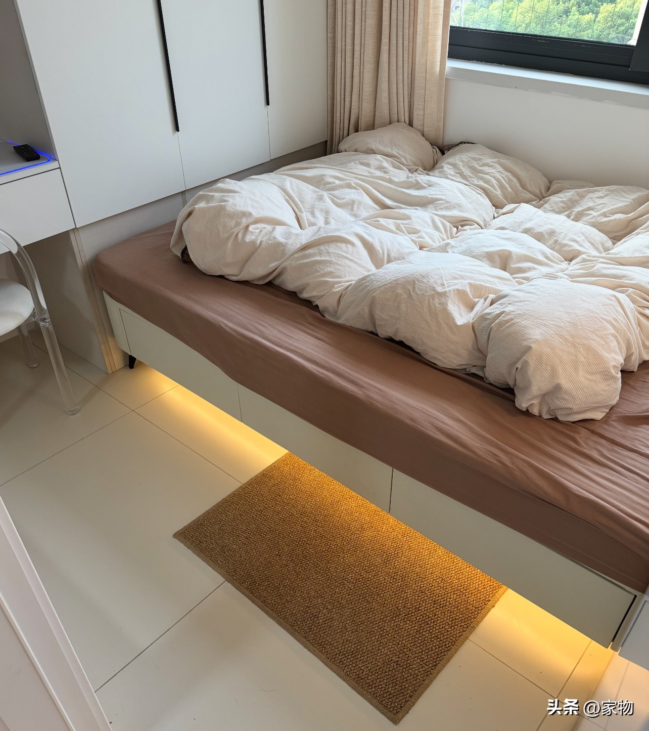 Ảo diệu nhà nhỏ: Biến phòng khách thành 2 trong 1, chỉ 1 vách kính có thêm ngay phòng ngủ 5m²- Ảnh 6. Ảo diệu nhà nhỏ: Biến phòng khách thành 2 trong 1, chỉ 1 vách kính có thêm ngay phòng ngủ 5m²- Ảnh 6.