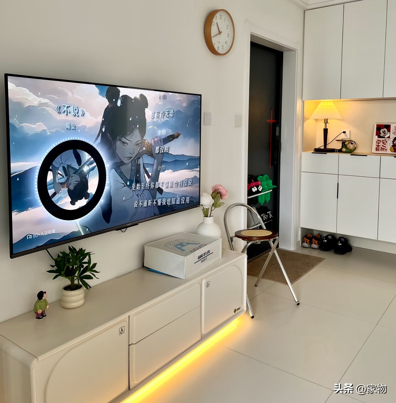 Ảo diệu nhà nhỏ: Biến phòng khách thành 2 trong 1, chỉ 1 vách kính có thêm ngay phòng ngủ 5m²- Ảnh 7. Ảo diệu nhà nhỏ: Biến phòng khách thành 2 trong 1, chỉ 1 vách kính có thêm ngay phòng ngủ 5m²- Ảnh 7.