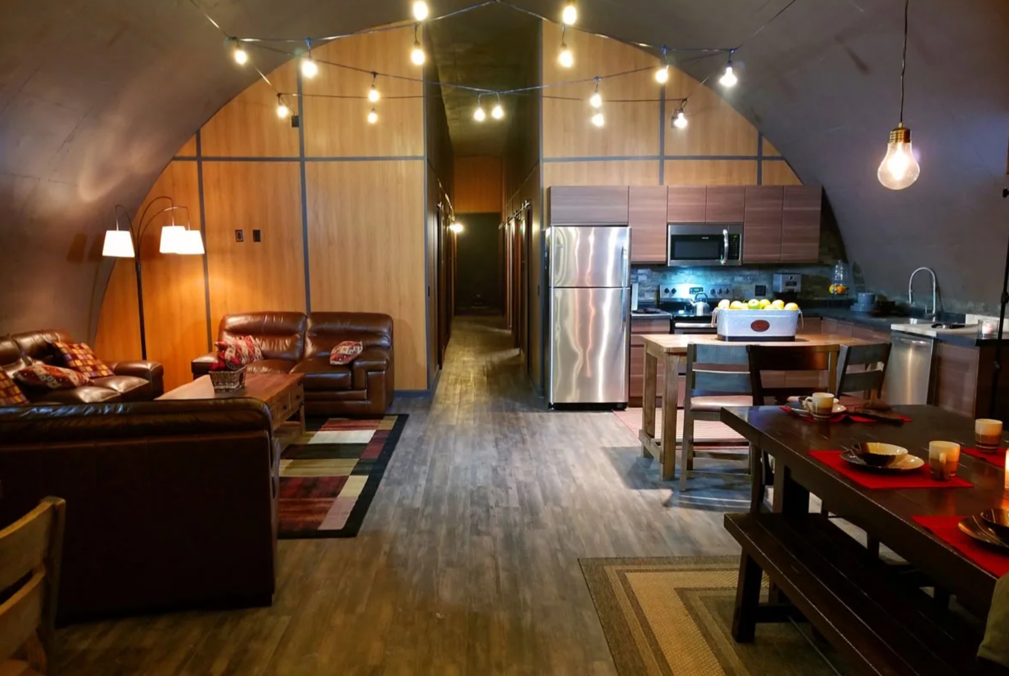 Đẳng cấp giới siêu giàu: Không chỉ xa hoa ở ‘bên trên tầng lầu’, mà còn biến ‘bên dưới tầng hầm’ trở thành thiên đường hưởng thụ riêng - Ảnh 4.