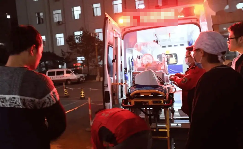 Người đàn ông 42 tuổi qua đời vì đột quỵ dù không hút thuốc, uống rượu, bác sĩ tức giận nói: Thứ này sao dám ăn mỗi ngày!- Ảnh 1.