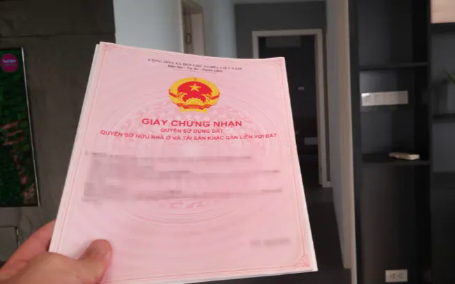 Đính chính thông tin sổ đỏ: Cần những giấy tờ gì và nộp ở đâu? - Ảnh 1. Đính chính thông tin sổ đỏ: Cần những giấy tờ gì và nộp ở đâu? - Ảnh 1.