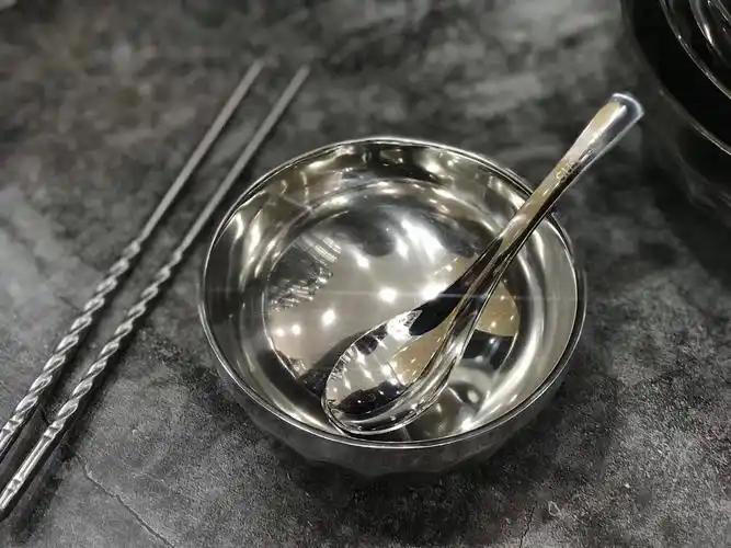 Khuyên thật: 2 loại bát nên ít sử dụng càng nhiều càng tốt để tránh ung thư nhưng bếp nhà nào cũng có- Ảnh 1.