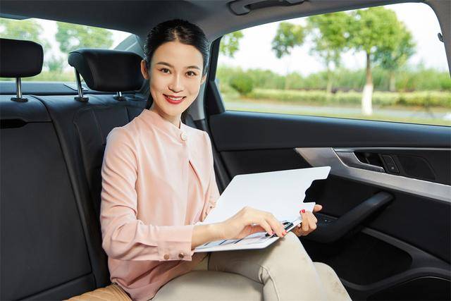 Đến tuổi trung niên, thất bại nhất của chúng ta không phải là không có tiền, mà là không thể "sống sót" qua 3 rào cản này- Ảnh 1.