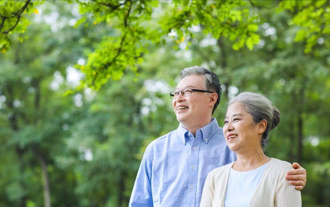 Đến tuổi trung niên, thất bại nhất của chúng ta không phải là không có tiền, mà là không thể "sống sót" qua 3 rào cản này- Ảnh 4.