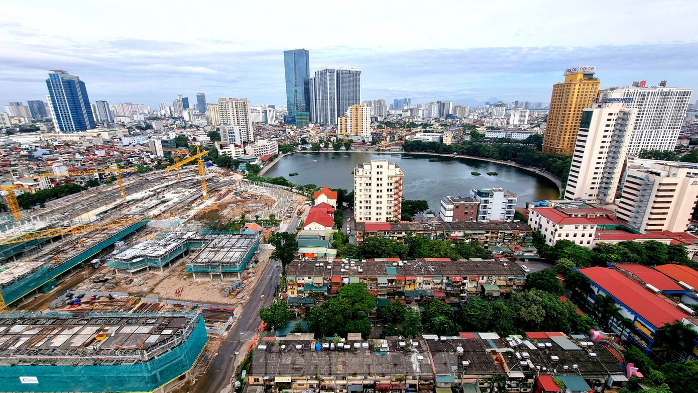 Cận cảnh công trường nghìn tỷ trên khu 'đất vàng' Giảng Võ 4 Cận cảnh công trường nghìn tỷ trên khu 'đất vàng' Giảng Võ