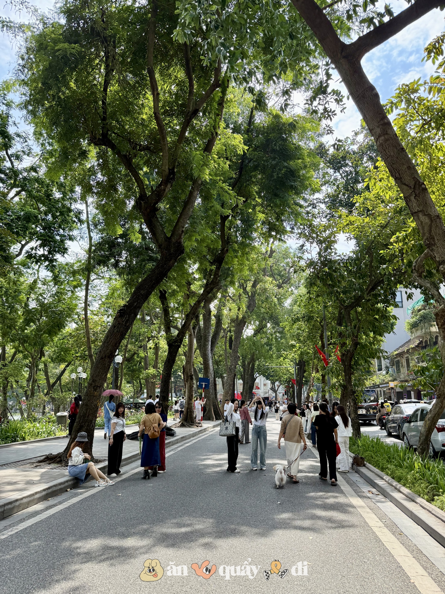 Cảnh tượng nàng thơ mùa thu ở Hồ Gươm: Khác xa Nhà Thờ Lớn!- Ảnh 7. Cảnh tượng nàng thơ mùa thu ở Hồ Gươm: Khác xa Nhà Thờ Lớn!- Ảnh 7.