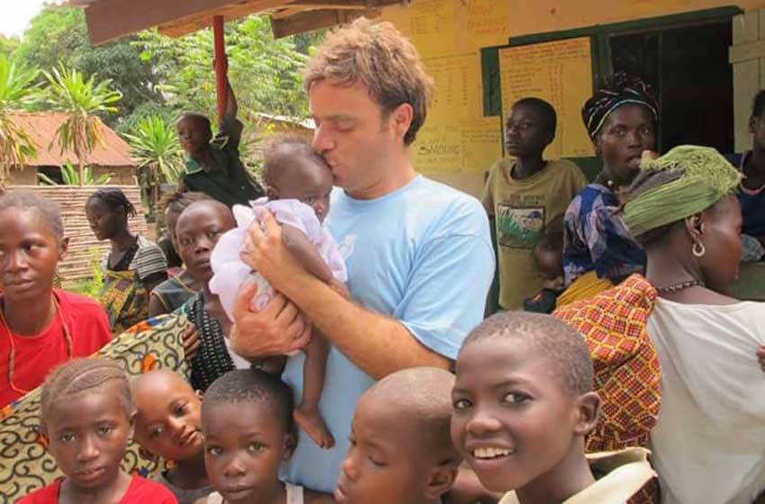 Messi bị tố lừa đảo từ thiện- Ảnh 2. Messi bị tố lừa đảo từ thiện- Ảnh 2.