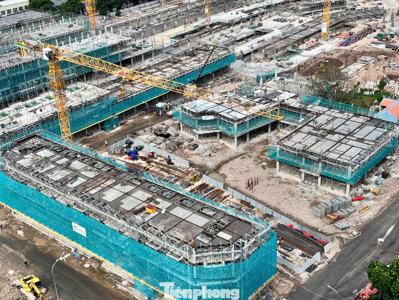 Cận cảnh công trường nghìn tỷ trên khu 'đất vàng' Giảng Võ 2 Cận cảnh công trường nghìn tỷ trên khu 'đất vàng' Giảng Võ