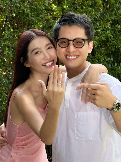 Chủ khách sạn Colline Dalat - chồng Quỳnh Châu: Visual đỉnh, "pro5" khủng và màn làm quen vợ 100 điểm thẳng thắn! - Ảnh 5. Chủ khách sạn Colline Dalat - chồng Quỳnh Châu: Visual đỉnh, "pro5" khủng và màn làm quen vợ 100 điểm thẳng thắn! - Ảnh 5.