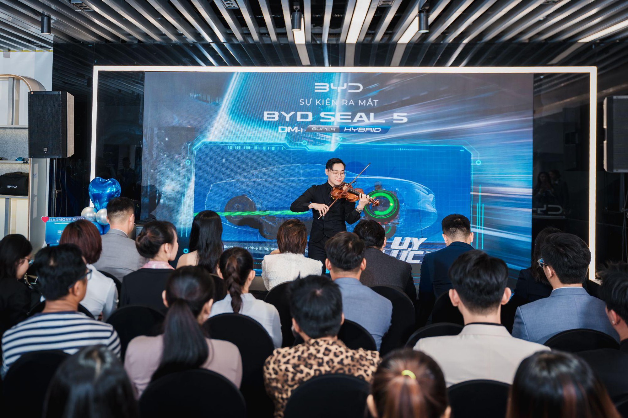 BYD Harmony Sài Gòn – Nơi lan tỏa cảm hứng về công nghệ xanh - Ảnh 3. BYD Harmony Sài Gòn – Nơi lan tỏa cảm hứng về công nghệ xanh - Ảnh 3.