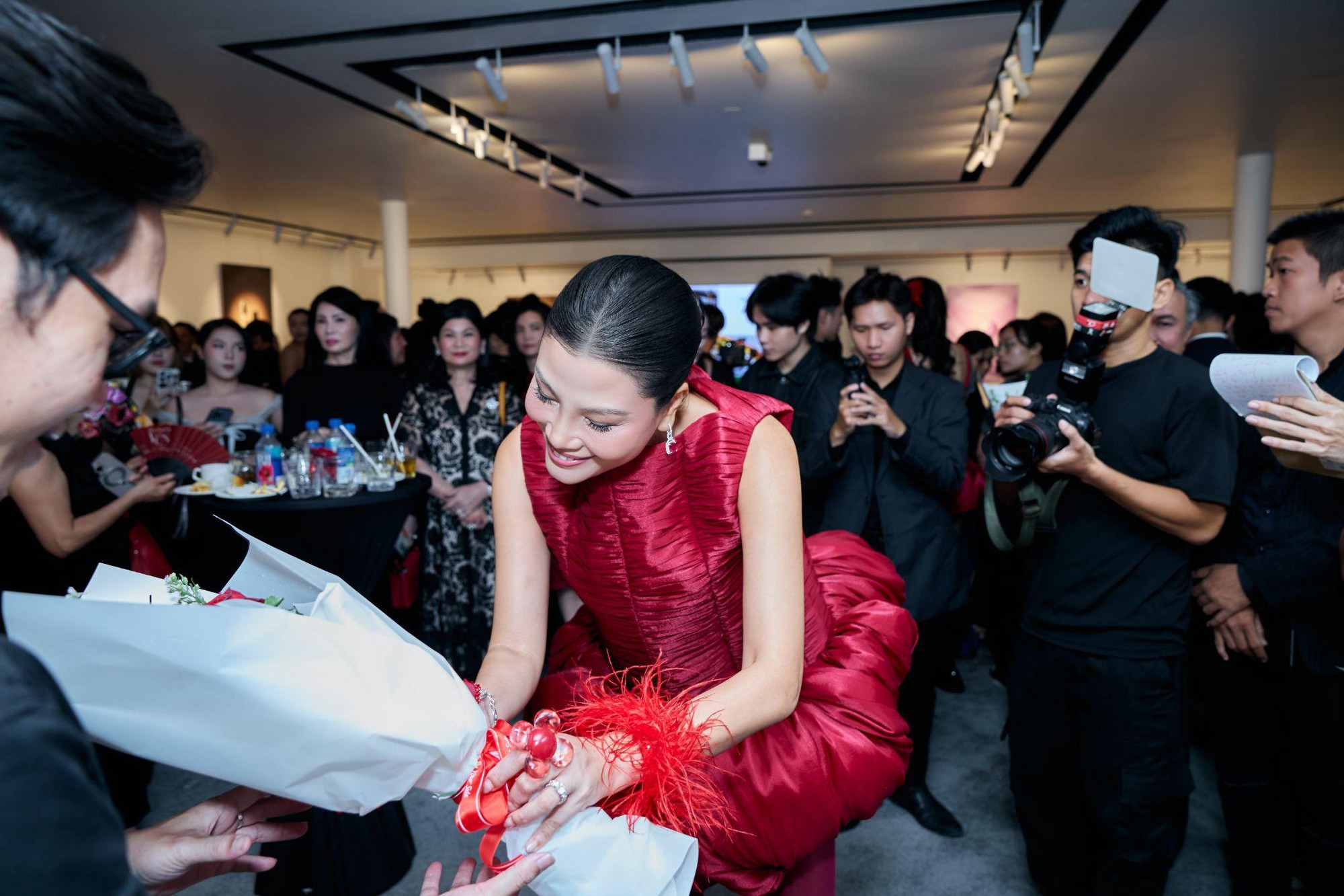 Tenamyd Cosmetic liệu có mạo hiểm trong thời kỳ khó khăn? - Ảnh 4. Tenamyd Cosmetic liệu có mạo hiểm trong thời kỳ khó khăn? - Ảnh 4.