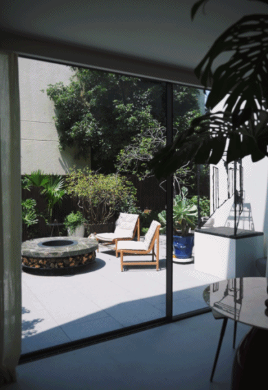 Vợ sinh con gái, chồng sung sướng đập biệt thự 30 tỷ ra sửa lại chỉ để "các thành viên có thể ở cùng nhau mà ai cũng có góc của mình"- Ảnh 16.