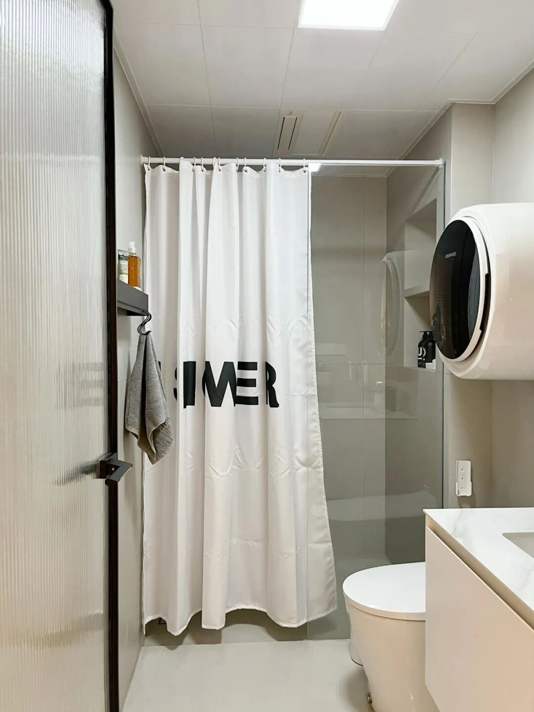 - Ảnh 4. - Ảnh 4.